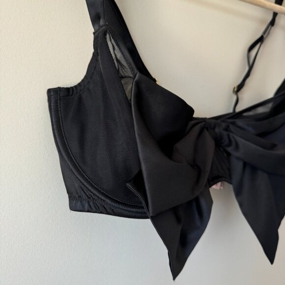 Victoria's Secret | Dream Angels Wicked Unlined Bow Balconette Black Bra | 36DDD - Picture 4 of 11
